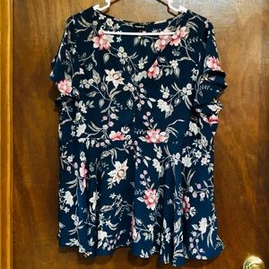 Plus size 1X Torrid top